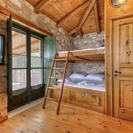 בית נופש Eri Traditional House Langadhákia